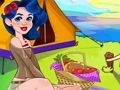 Gioco Il viaggio in campeggio di Crystal e Ava  in linea