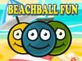Gioco Divertimento con il pallone da spiaggia  in linea
