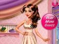 Gioco Tris Homecoming Dolly Dressup in linea