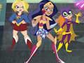 Gioco Nemiche-amiche: DC Super Hero Girls  in linea