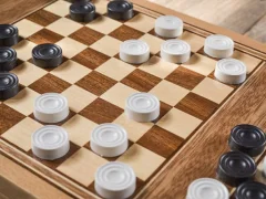 Gioco Checkers Two Player in linea