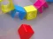 Gioco Colorful Shape Tunnel in linea