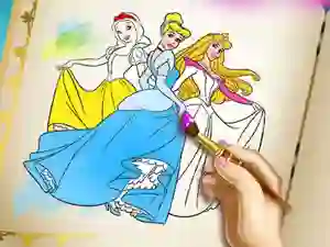 Gioco Princesses Coloring Book in linea