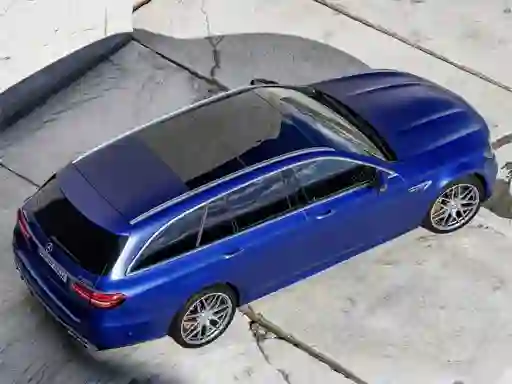 Gioco Mercedes Benz E63 Amg Estate Slide in linea