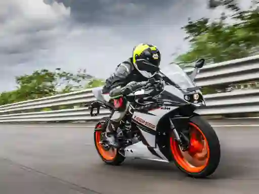 Gioco RC 125 Action in linea