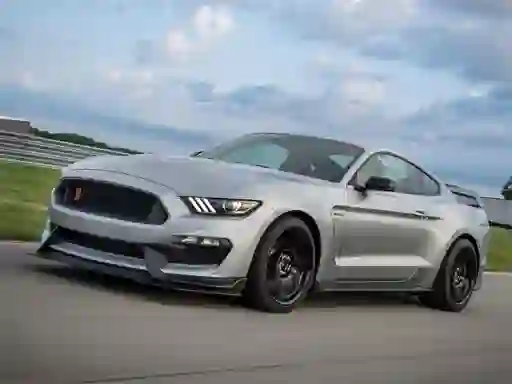 Gioco Mustang Shelby Puzzle in linea