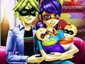 Gioco Ragazza punteggiata: individuare la differenza  in linea