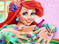 Gioco Sirened Princess Nails Spa in linea