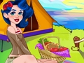 Gioco Il viaggio in campeggio di Crystal e Ava  in linea