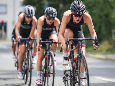 Gioco Womens road race azzurro  in linea
